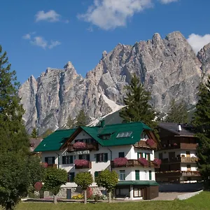 Hotel Meuble Oasi, Cortina dʼAmpezzo